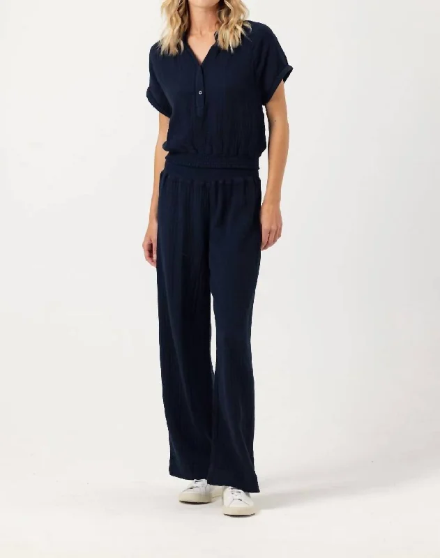 Lila Pants In Navy Slim Fit Casual Pants