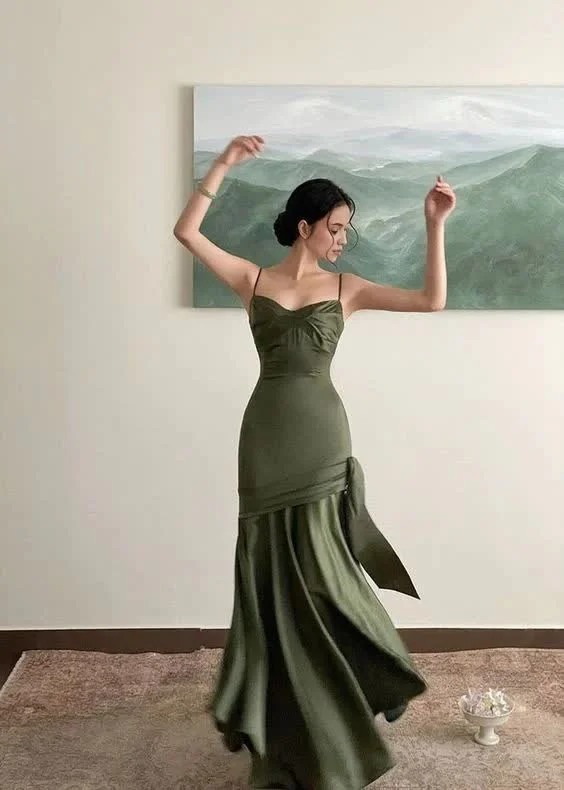 Sexy Mermaid Straps Green Party Dresses Satin Long Prom Dresses Tunics Designer luxury Sexy Mermaid Straps Green Party Dresses Satin Long Prom Dresses Tunics Designer luxury