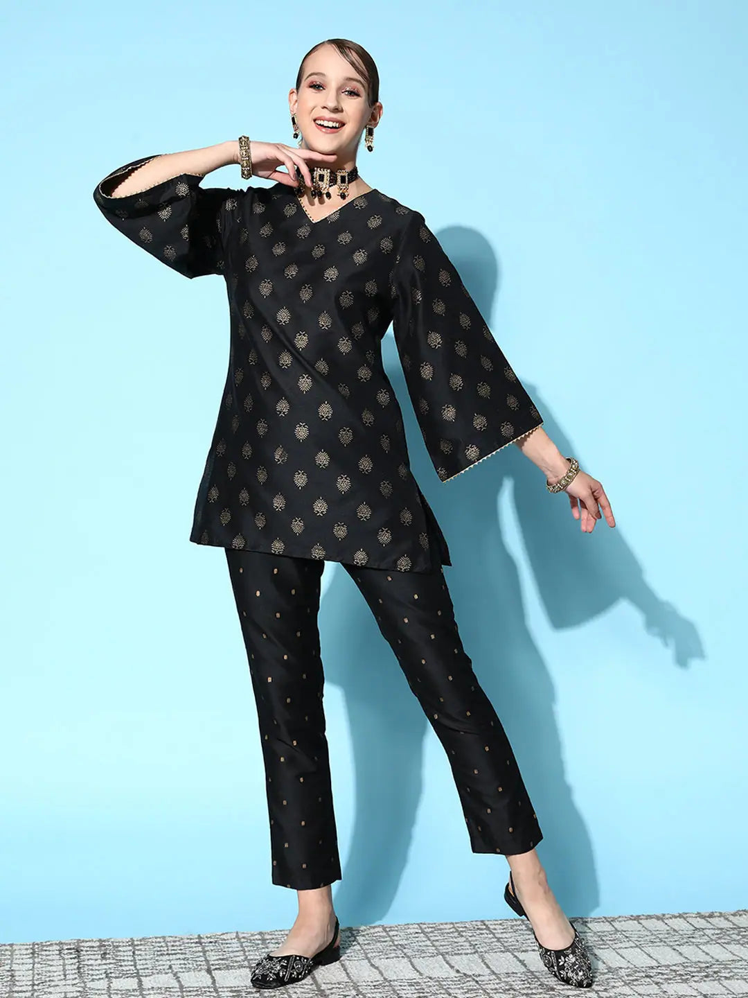Women Black Cotton Silk Foil Short Kurta With Pencil Pants Formal Linen Trousers