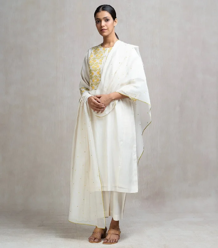 Embroidered Chanderi Kurta Set with Pants & Dupatta Casual Skinny Fit Pants