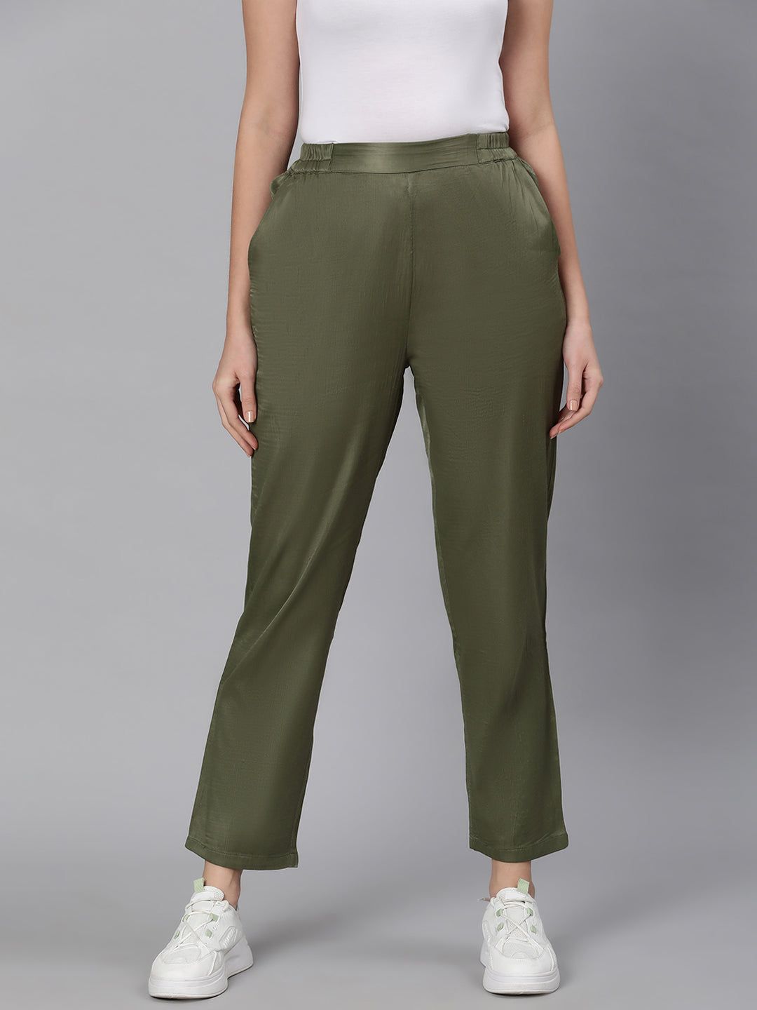 Loud solid green women pants Casual Skinny Fit Pants