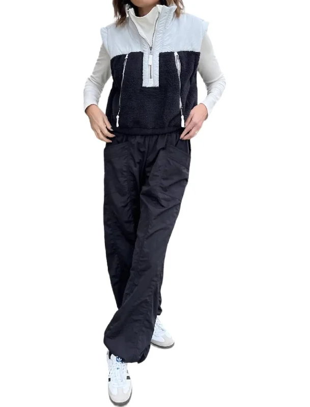Off The Record Pants In Black Classic Cropped Pants