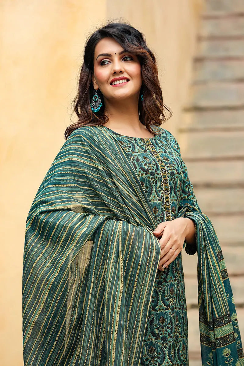 Ahika Women Cotton Green Ethnic Motifs Printed Straight Kurta Pant Dupatta Set 4 Slim-Fit Leggings Ahika Women Cotton Green Ethnic Motifs Printed Straight Kurta Pant Dupatta Set 4 Slim-Fit Leggings