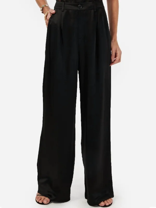 Noura Pants In Black Trendy Wide-Leg Pants
