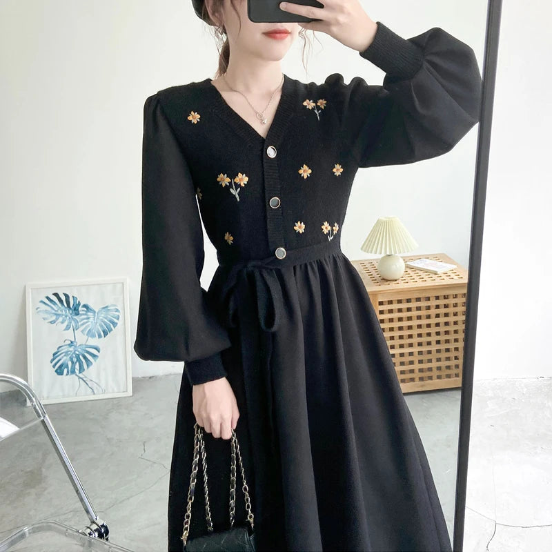 Yipinpay Floral Embroidery Long Dress Women Winter Sweater Bandage Dress Vintage Christmas Evening Party Dress for New Year 2023 Welt Pockets Slit Pockets Flap Pockets Yipinpay Floral Embroidery Long Dress Women Winter Sweater Bandage Dress Vintage Christmas Evening Party Dress for New Year 2023 Welt Pockets Slit Pockets Flap Pockets