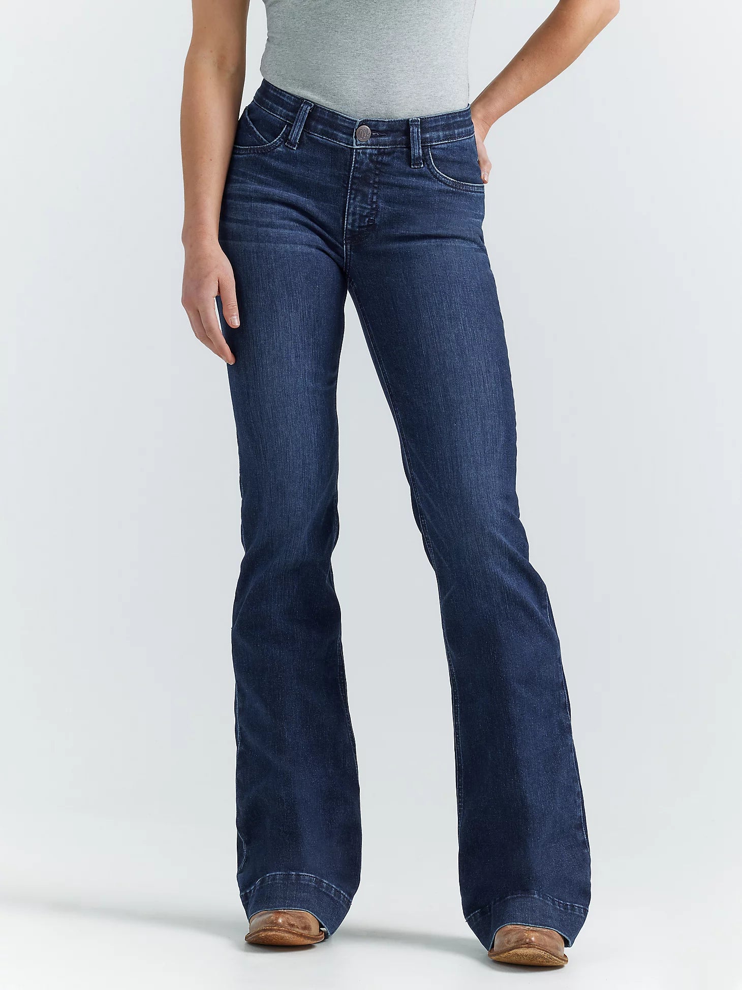 WRANGLER ULTIMATE RIDING JEAN WILLOW MID-RISE TROUSER IN SLOANE Trousers Mesh Breathable