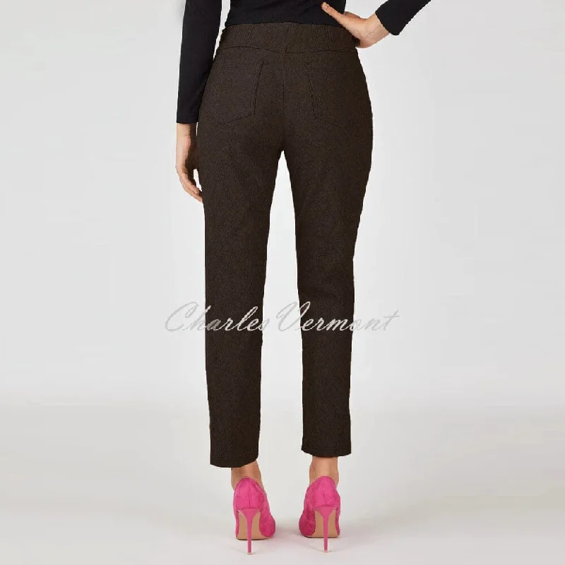 Robell Bella 09 - 7/8 Cropped Trouser 51560-54145-39 (Dark Brown Paisley Jacquard)