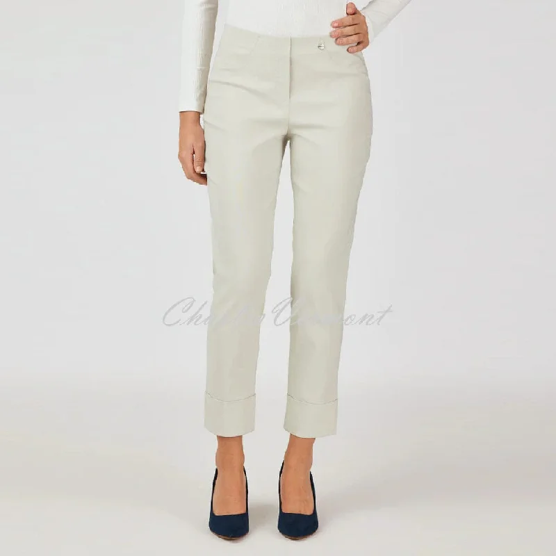 Robell Bella 09 - 7/8 Cropped Trouser 51568-5499-111 (Cream)