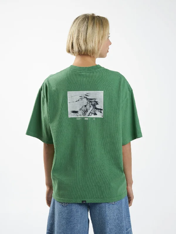 Gravitating Naturally Oversized Tee - Juniper Green