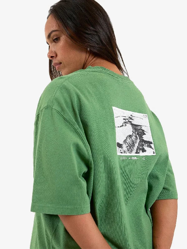 Gravitating Naturally Oversized Tee - Juniper Green