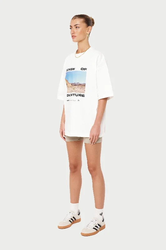 SENSE OF ADVENTURE OVERSIZED T-SHIRT - OFF WHITE