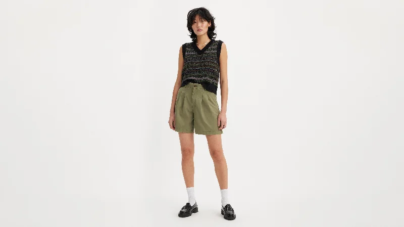 Levi's® Women's Pleated Trouser Shorts