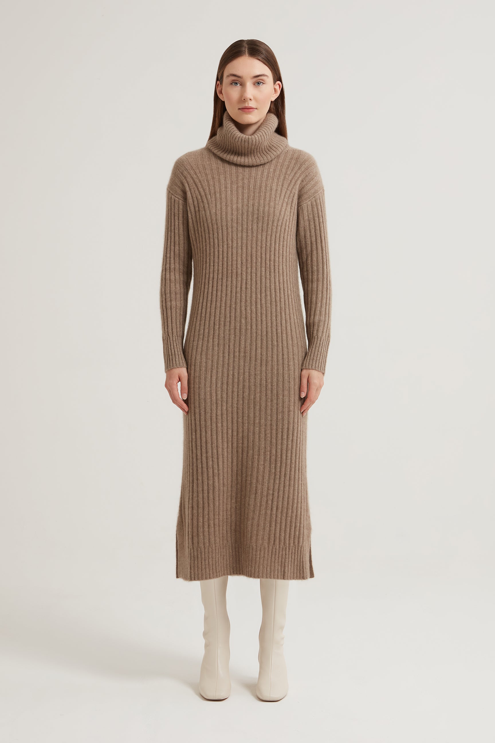 Taupe (486)